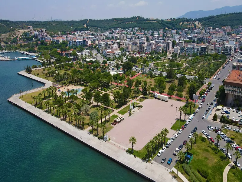 Aliağa’da neme dayanıklı modern laminat parke döşeme