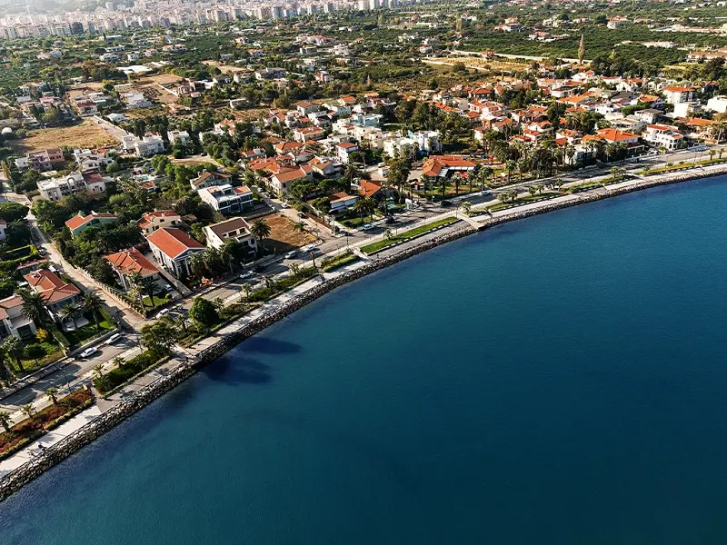 Güzelbahçe’de doğal ahşap laminat parke döşeme örneği